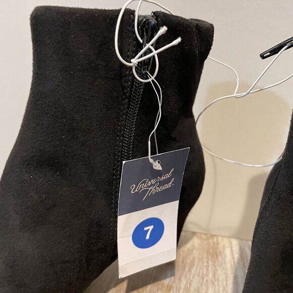 Universal Thread Women's Black Ankle Booties Faux Suede Heels Boots Size 7 NEW - Picture 8 of 11